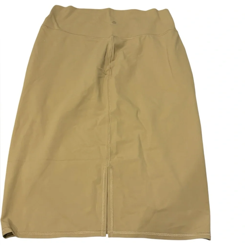 NWT LULULEMON Nulu Slim-Fit High-Rise Skirt Color Filbert Tan Size 12